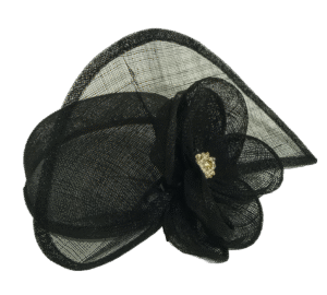 Realza tu estilo con el hermoso Tocado Negro Composición Broche Perlas. Perfecto para cualquier celebración, no te quedes sin el tuyo.